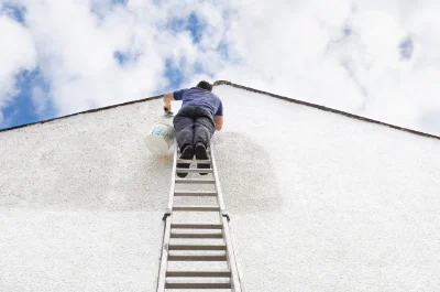 Peinture extérieure à Valcourt — façades et ravalement